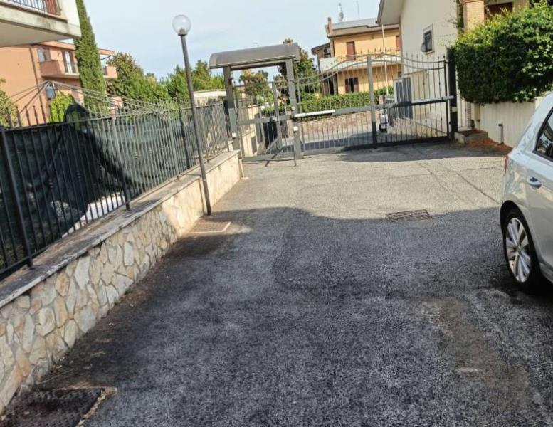 appartamento in vendita a Roma in zona Borghesiana