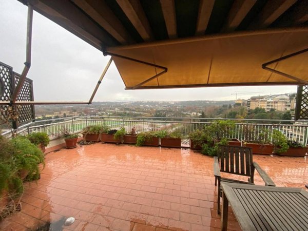 appartamento in vendita a Roma in zona Della Vittoria