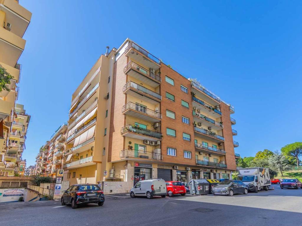 appartamento in vendita a Roma in zona Prenestino-Centocelle