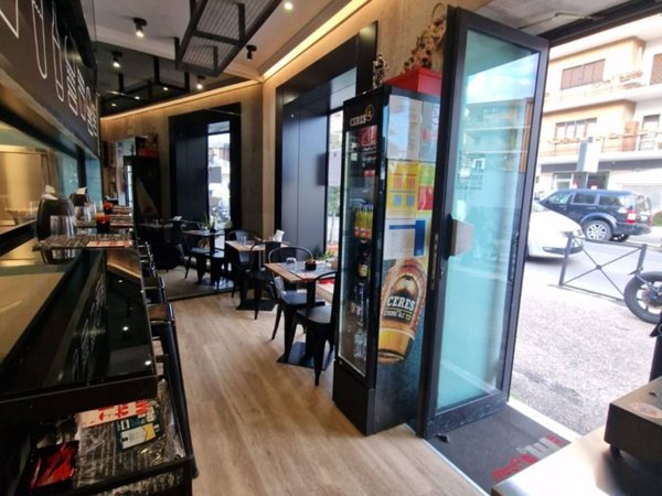 negozio in vendita a Roma in zona Flaminio