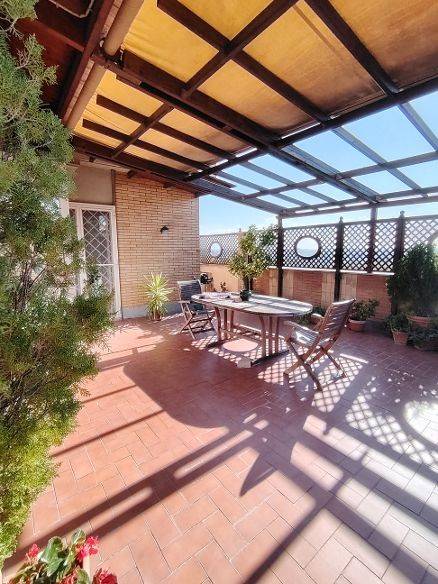 appartamento in vendita a Roma in zona Portuense