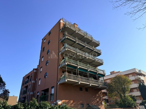 appartamento in vendita a Roma in zona Torrino