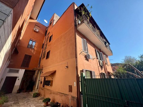 appartamento in vendita a Roma in zona Ponte Mammolo
