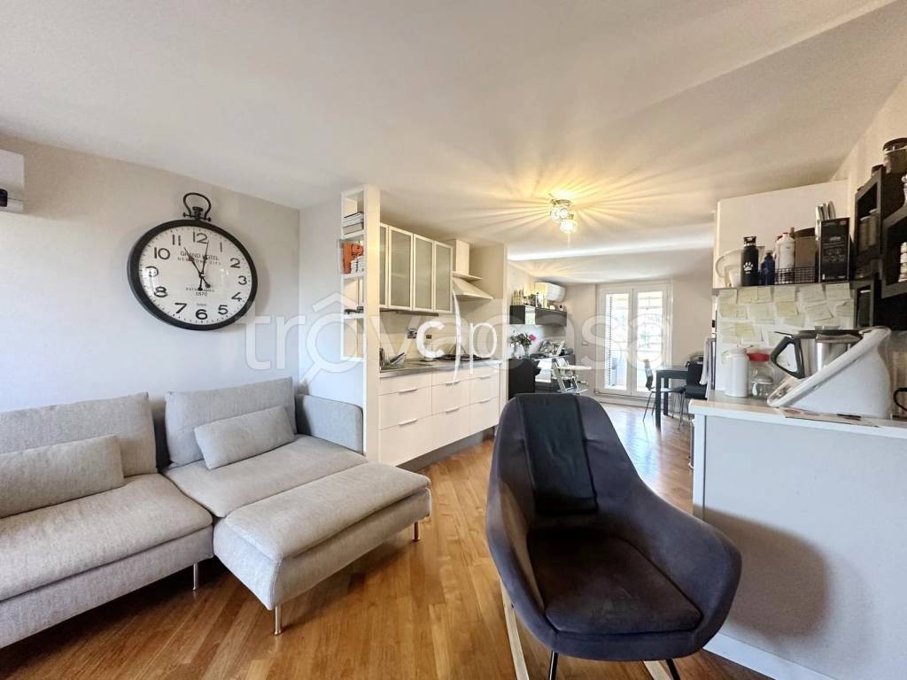 appartamento in vendita a Roma in zona Gianicolense