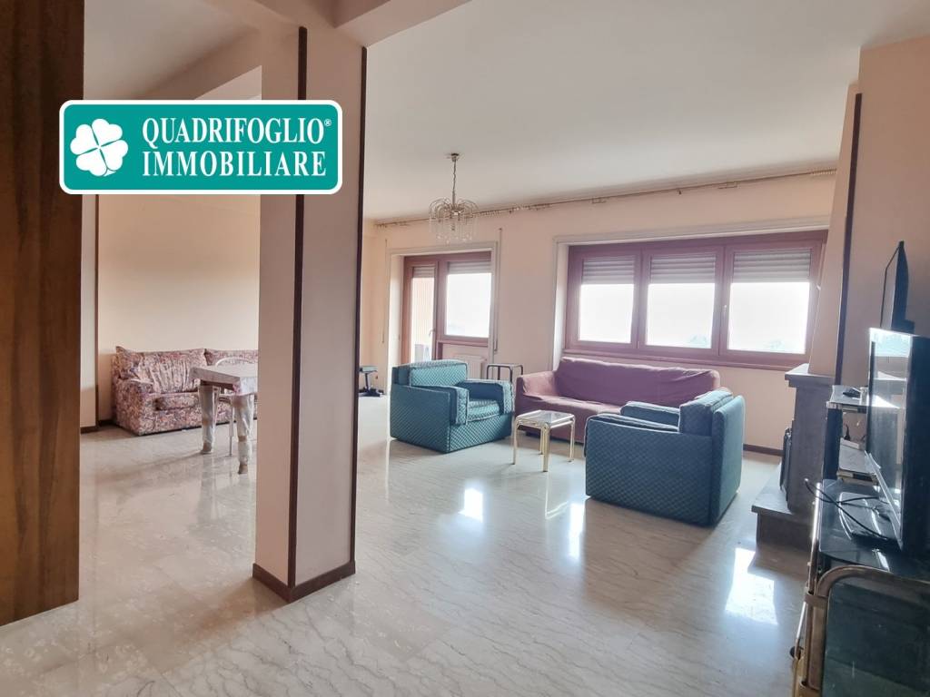 appartamento in vendita a Roma in zona Tor di Quinto