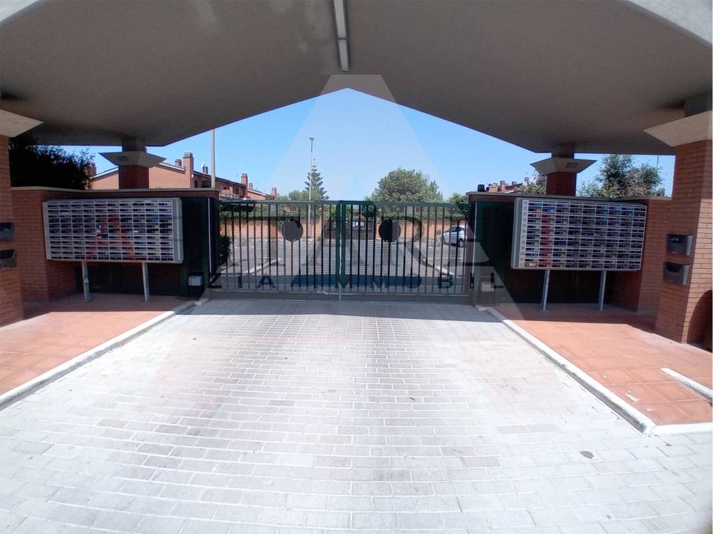 appartamento in vendita a Roma in zona Infernetto