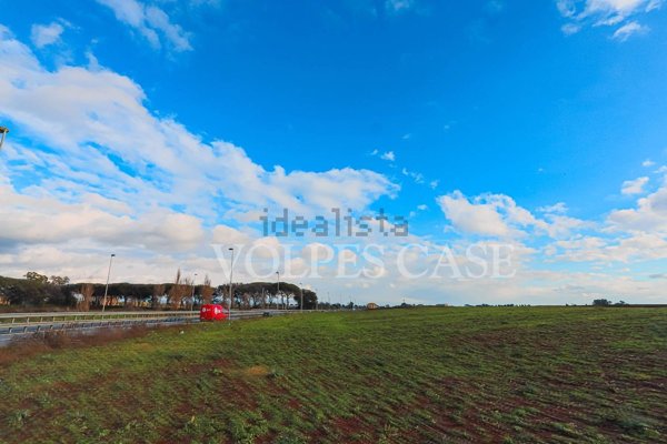 casa indipendente in vendita a Roma in zona Giuliano Dalmata