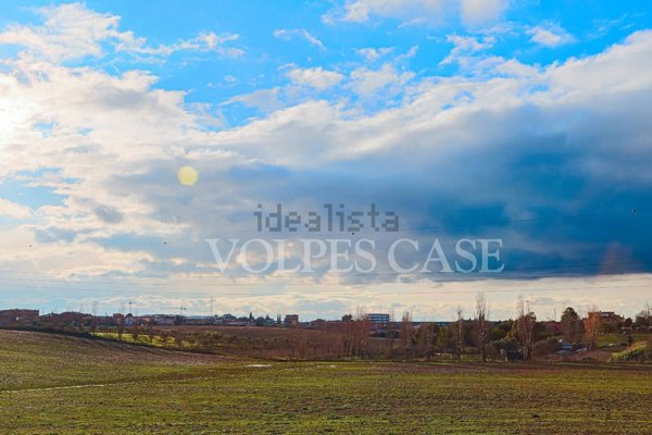 casa indipendente in vendita a Roma in zona Giuliano Dalmata