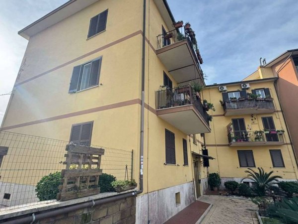 appartamento in vendita a Roma in zona Castel Fusano
