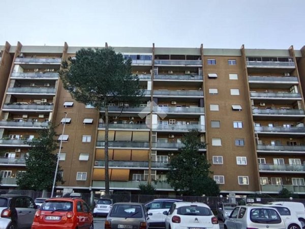appartamento in vendita a Roma in zona Cinecittà