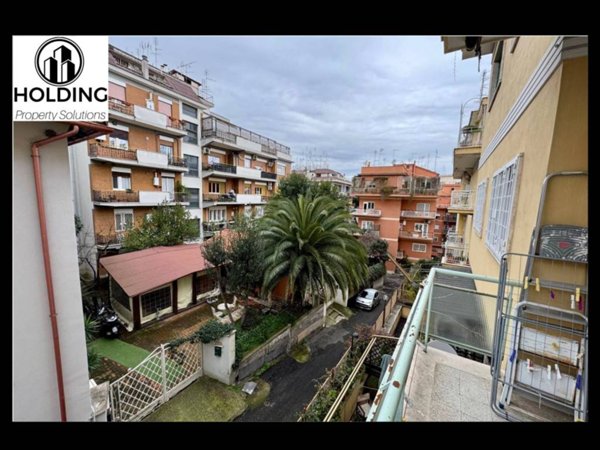 appartamento in vendita a Roma in zona Aurelio