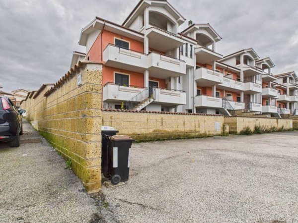 appartamento in vendita a Roma in zona Massimina/Casal Lumbroso