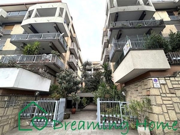 appartamento in vendita a Roma in zona Monte Sacro/Talenti