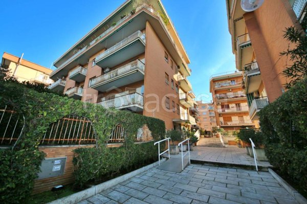 appartamento in vendita a Roma in zona Gianicolense