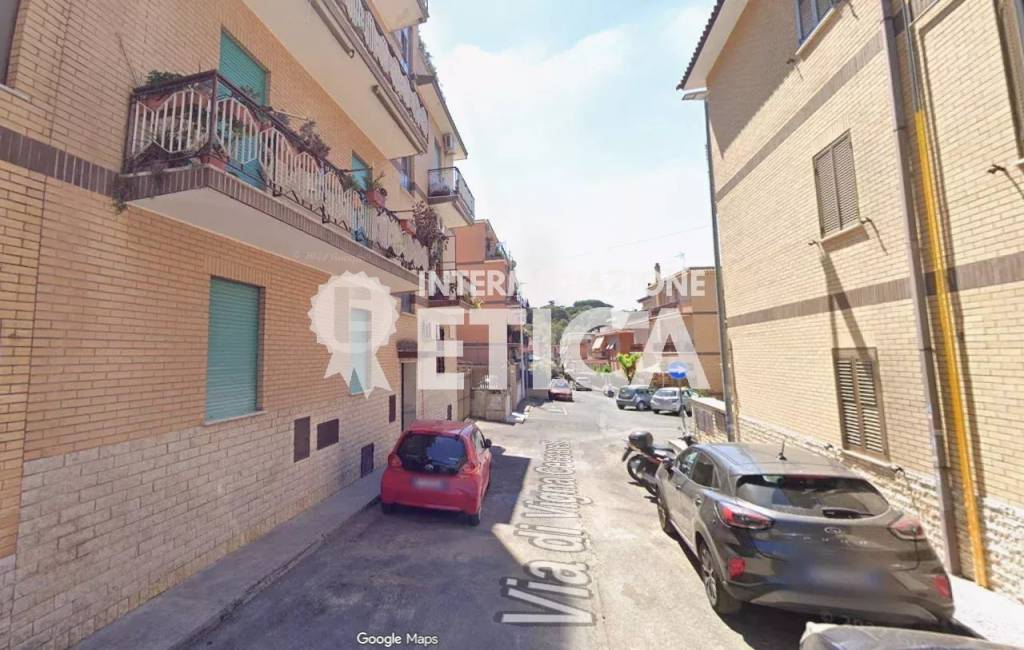 appartamento in vendita a Roma in zona Colle del Sole