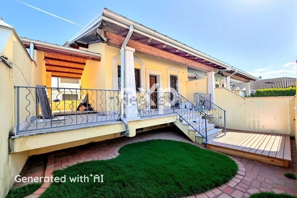 casa indipendente in vendita a Roma in zona Infernetto