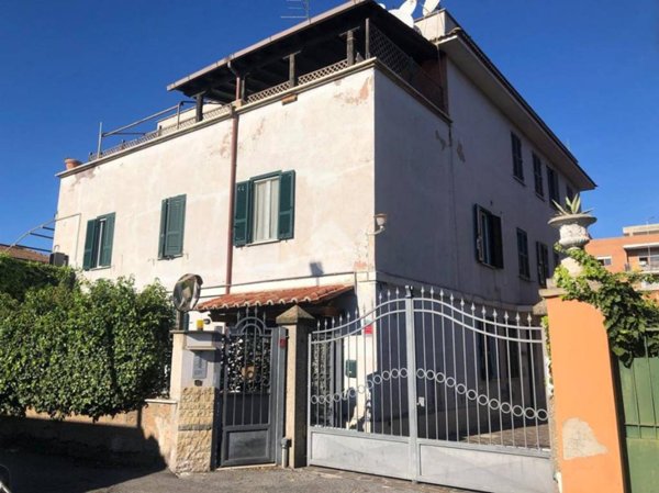 appartamento in vendita a Roma in zona Monte Sacro/Talenti