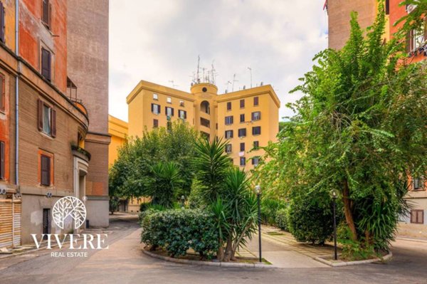 appartamento in vendita a Roma in zona Gianicolense
