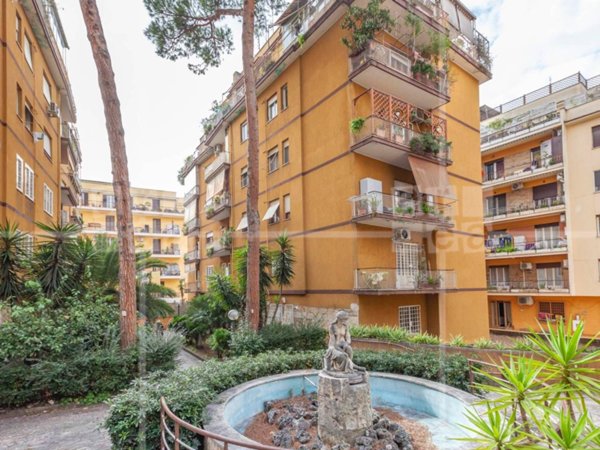 appartamento in vendita a Roma in zona Gianicolense