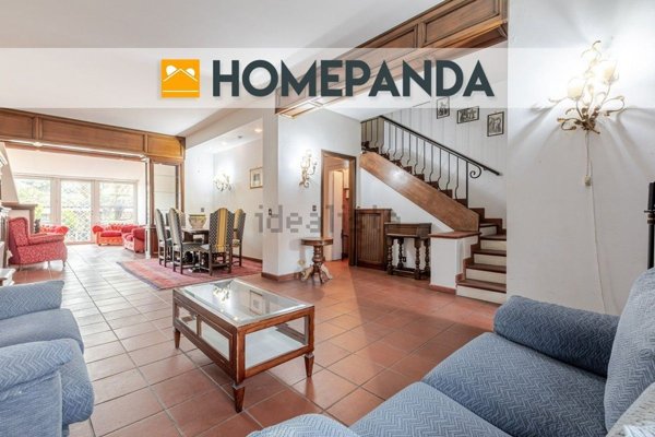 casa indipendente in vendita a Roma in zona Casal Palocco