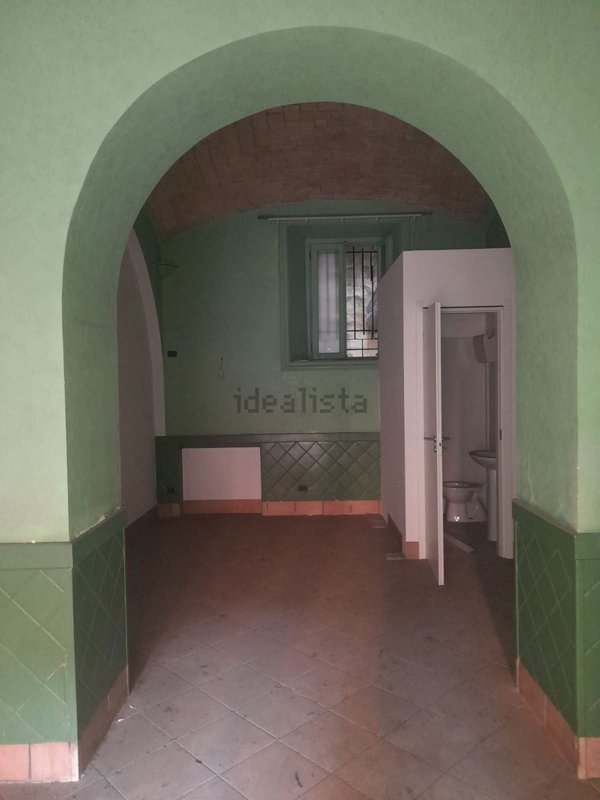 locale commerciale in vendita a Roma in zona Salario