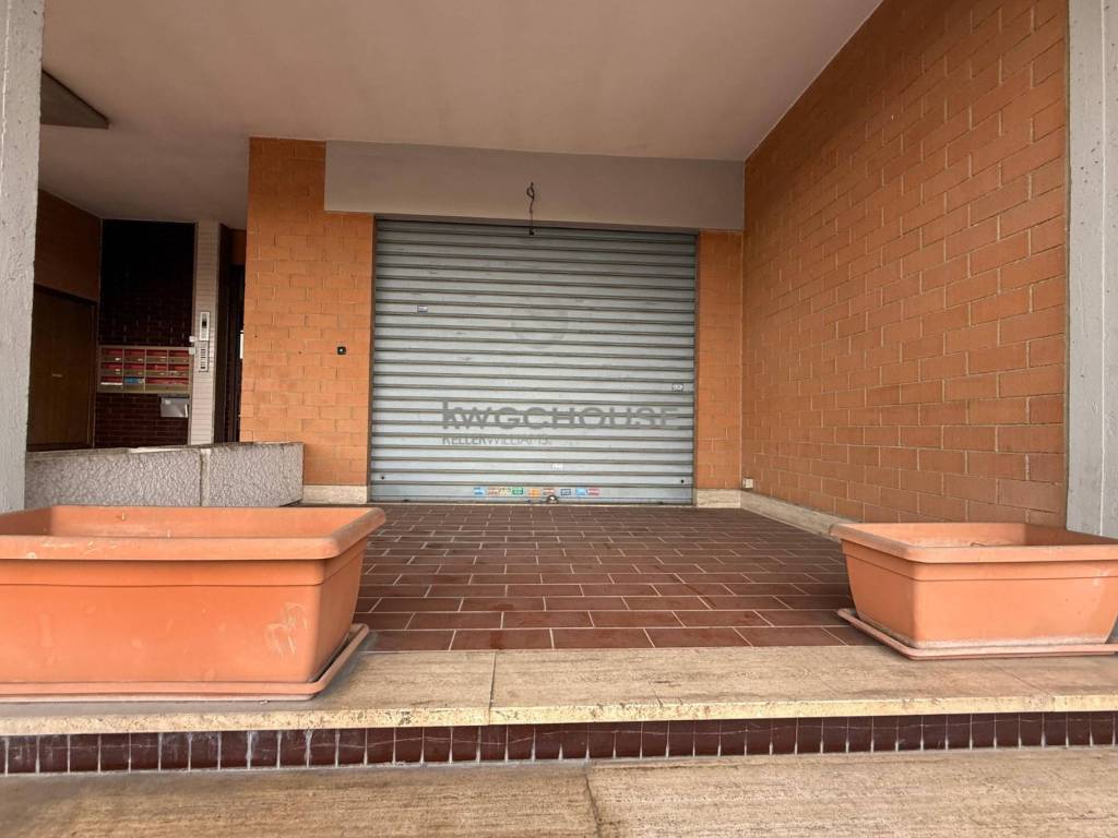 negozio in vendita a Roma in zona Gianicolense