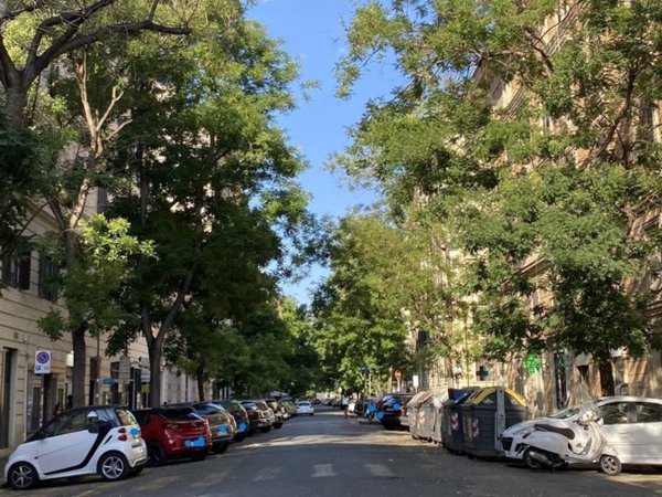 negozio in vendita a Roma in zona Rione Prati