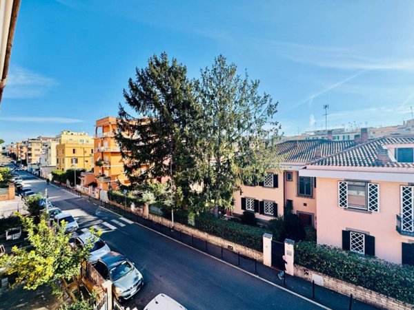 appartamento in vendita a Roma in zona Aurelio