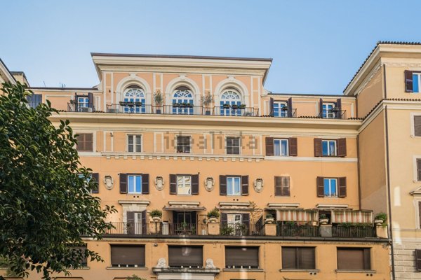 appartamento in vendita a Roma in zona Della Vittoria