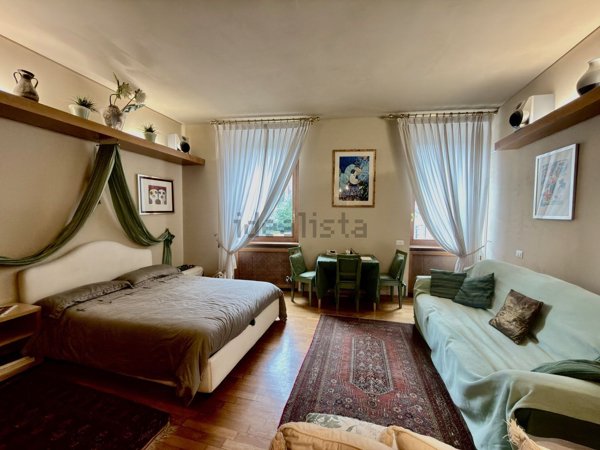 appartamento in vendita a Roma in zona San Saba - Ripa