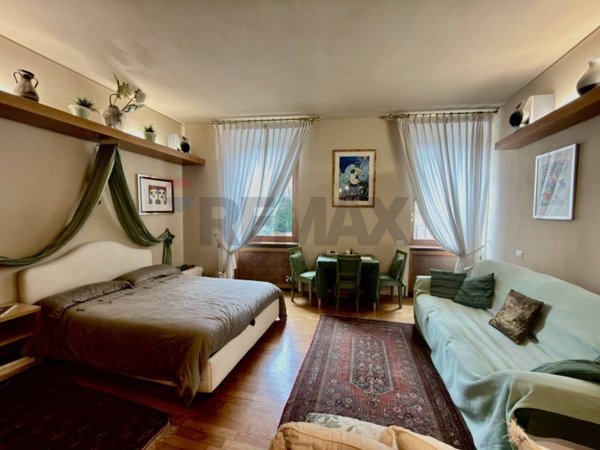 appartamento in vendita a Roma in zona Rione Monti/Campitelli