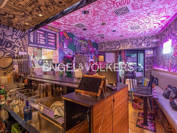 locale commerciale in vendita a Roma in zona Prenestino-Labicano