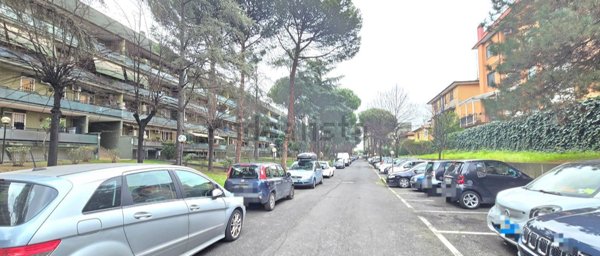 appartamento in vendita a Roma in zona Tor Bella Monaca
