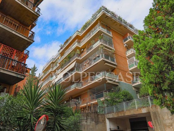 appartamento in vendita a Roma in zona Nomentano