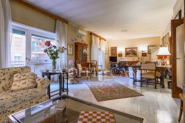 appartamento in vendita a Roma in zona Nomentano