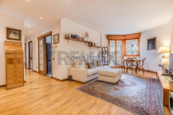 appartamento in vendita a Roma in zona Ponte Mammolo