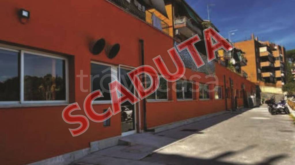 locale commerciale in vendita a Roma in zona La Pisana