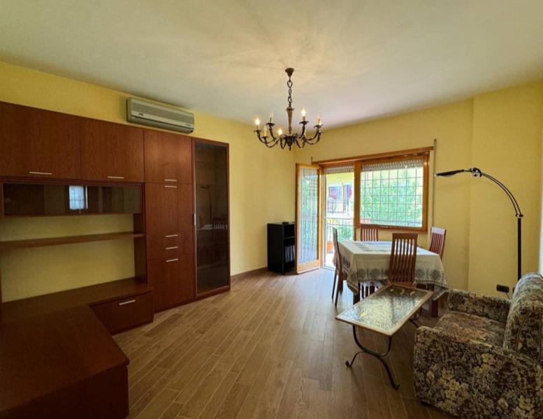 appartamento in vendita a Roma in zona Tor di Quinto