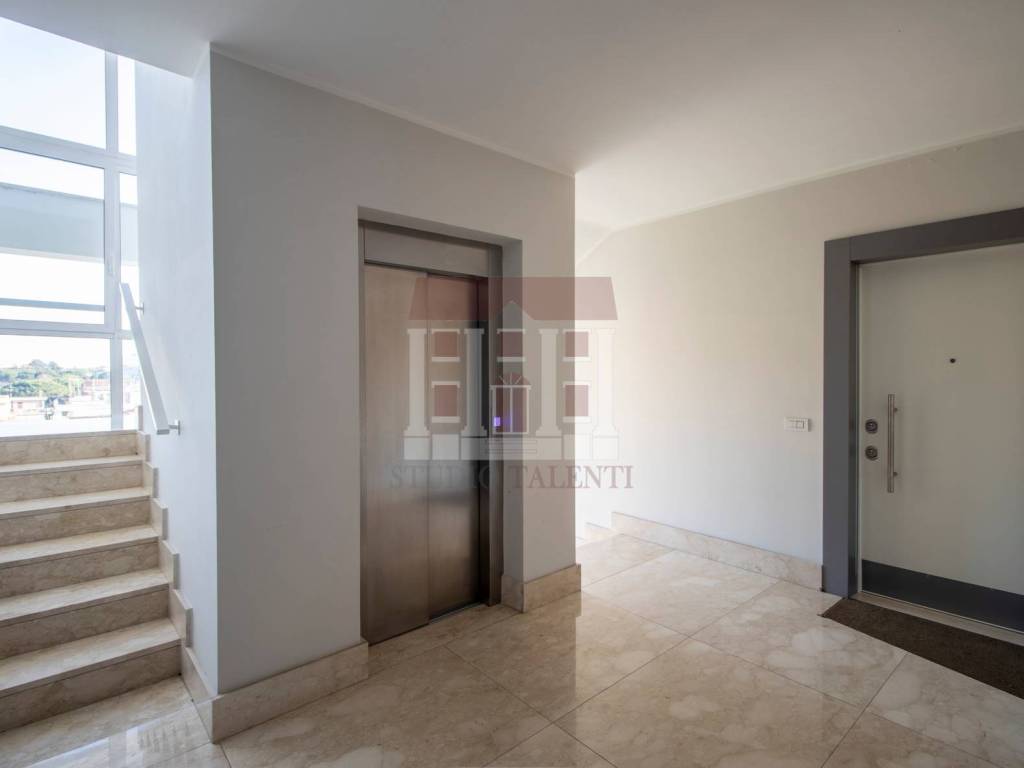 appartamento in vendita a Roma in zona Monte Sacro/Talenti