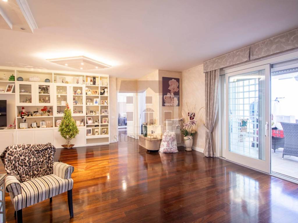 appartamento in vendita a Roma in zona Monte Sacro/Talenti