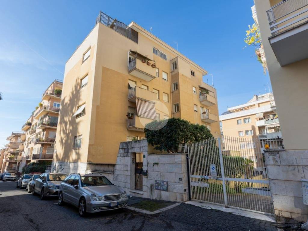 appartamento in vendita a Roma in zona Trionfale