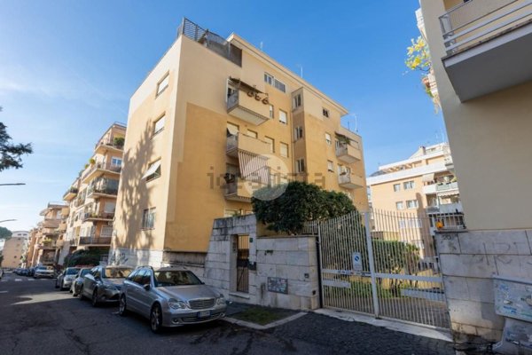 appartamento in vendita a Roma in zona Trionfale