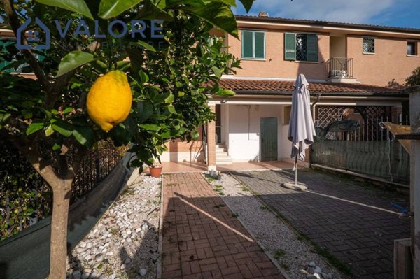 casa indipendente in vendita a Roma in zona Monte Sacro/Talenti