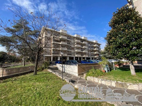appartamento in vendita a Roma in zona Torrino