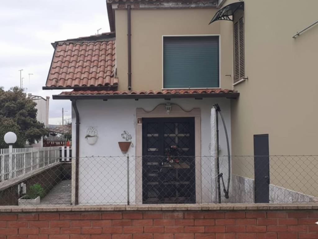 casa indipendente in vendita a Roma in zona Olgiata