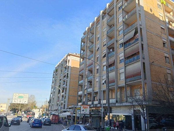 appartamento in vendita a Roma in zona Collatino