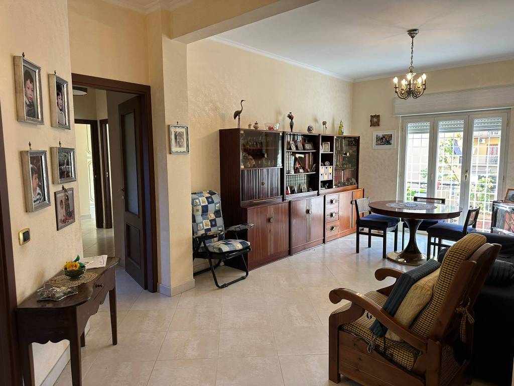 appartamento in vendita a Roma in zona Torre Maura