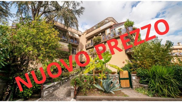 appartamento in vendita a Roma in zona Torre Gaia