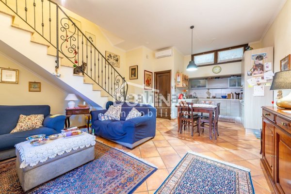 appartamento in vendita a Roma in zona Lunghezza