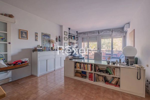 appartamento in vendita a Roma in zona Ostiense